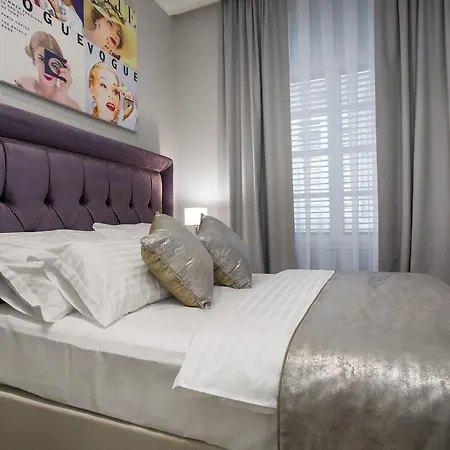 Tailor Two-bedroom *