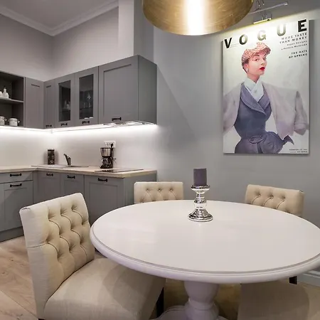 Tailor Two-bedroom Apartment Dubrovnik