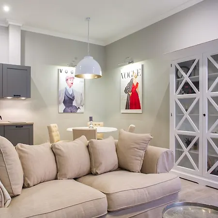 Tailor Two-bedroom Apartment Dubrovnik